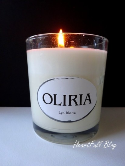 Oliria - Une bougie parfumé Lys Blanc (partenariat) (2).JPG